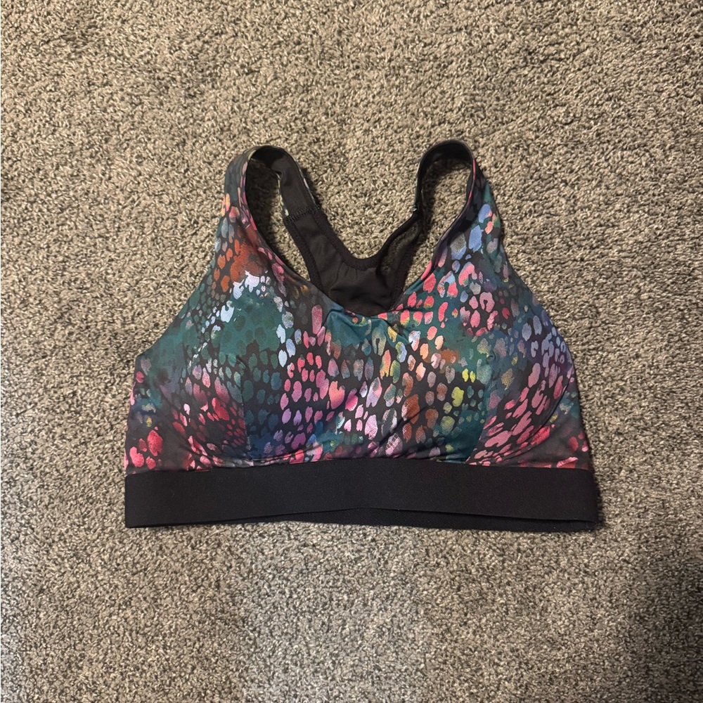Black Sports Bra with Classic Athletic Cut and Medium Coverage
